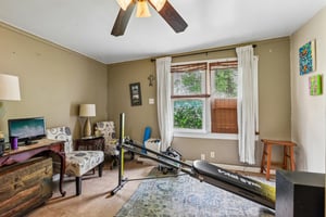 Janda Susan Rd-S0605-030.jpg