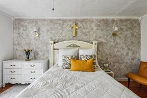 Janda Susan Rd-S0605-039.jpg