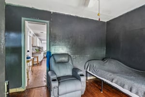 Janda Susan Rd-S0605-041.jpg