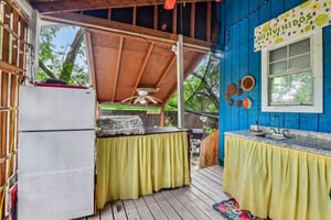Janda Susan Rd-S0605-042.jpg