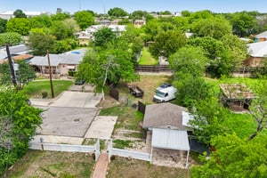 Janda Susan Rd-S0605-065.jpg