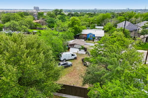 Janda Susan Rd-S0605-067.jpg