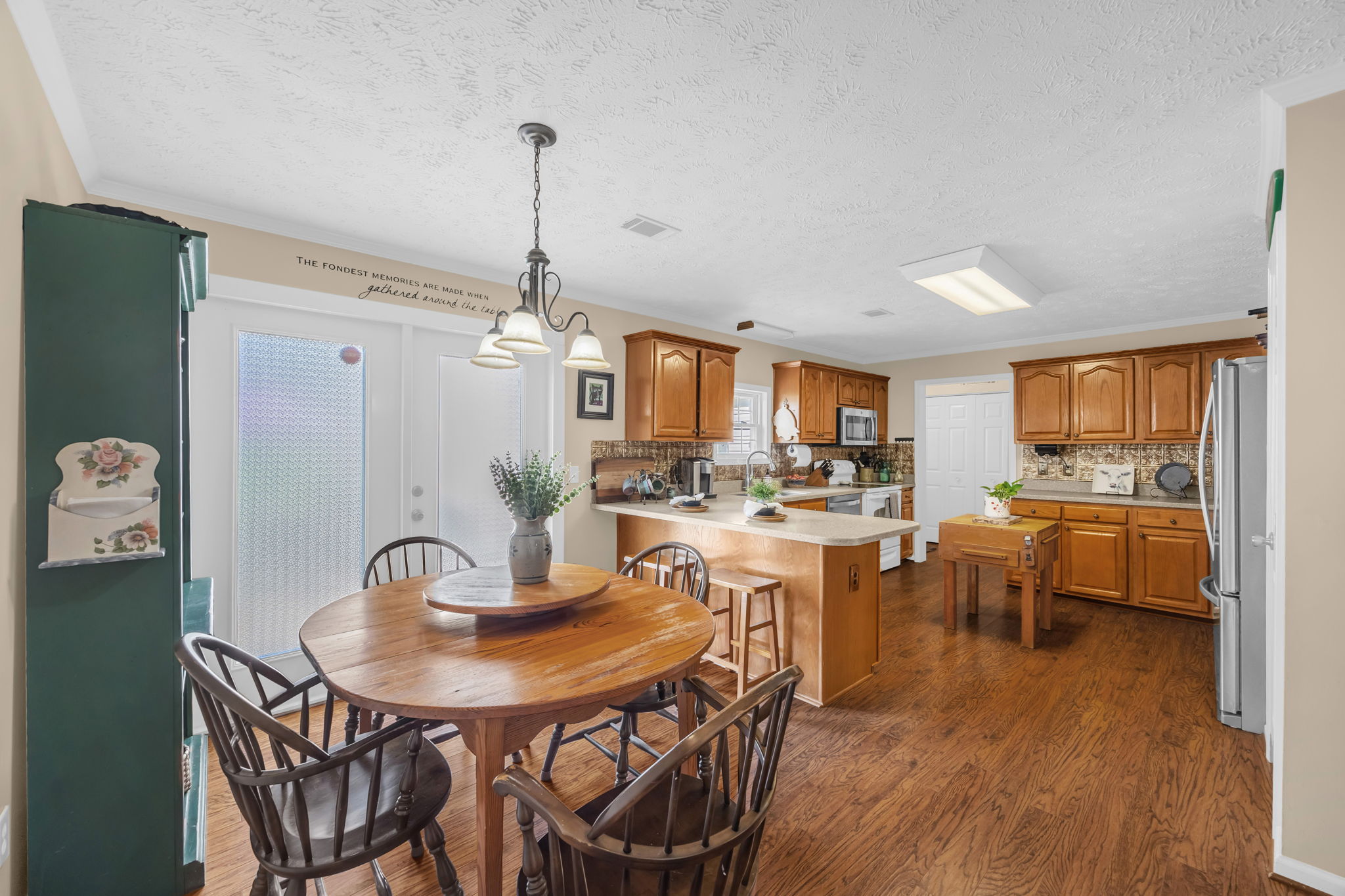 8104 Leabourne Rd-9