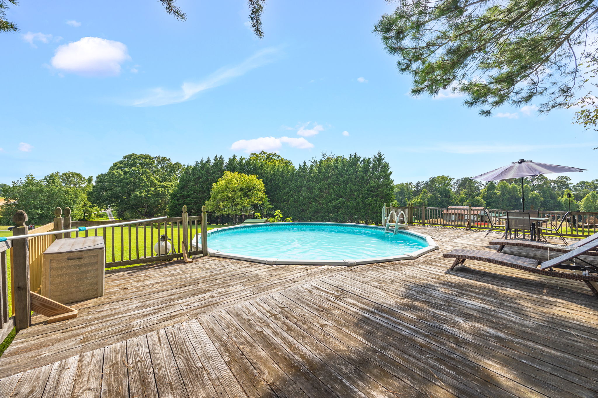 8104 Leabourne Rd-34