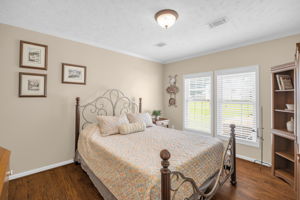 8104 Leabourne Rd-20