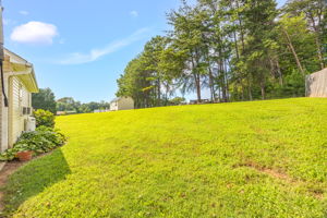 8104 Leabourne Rd-30