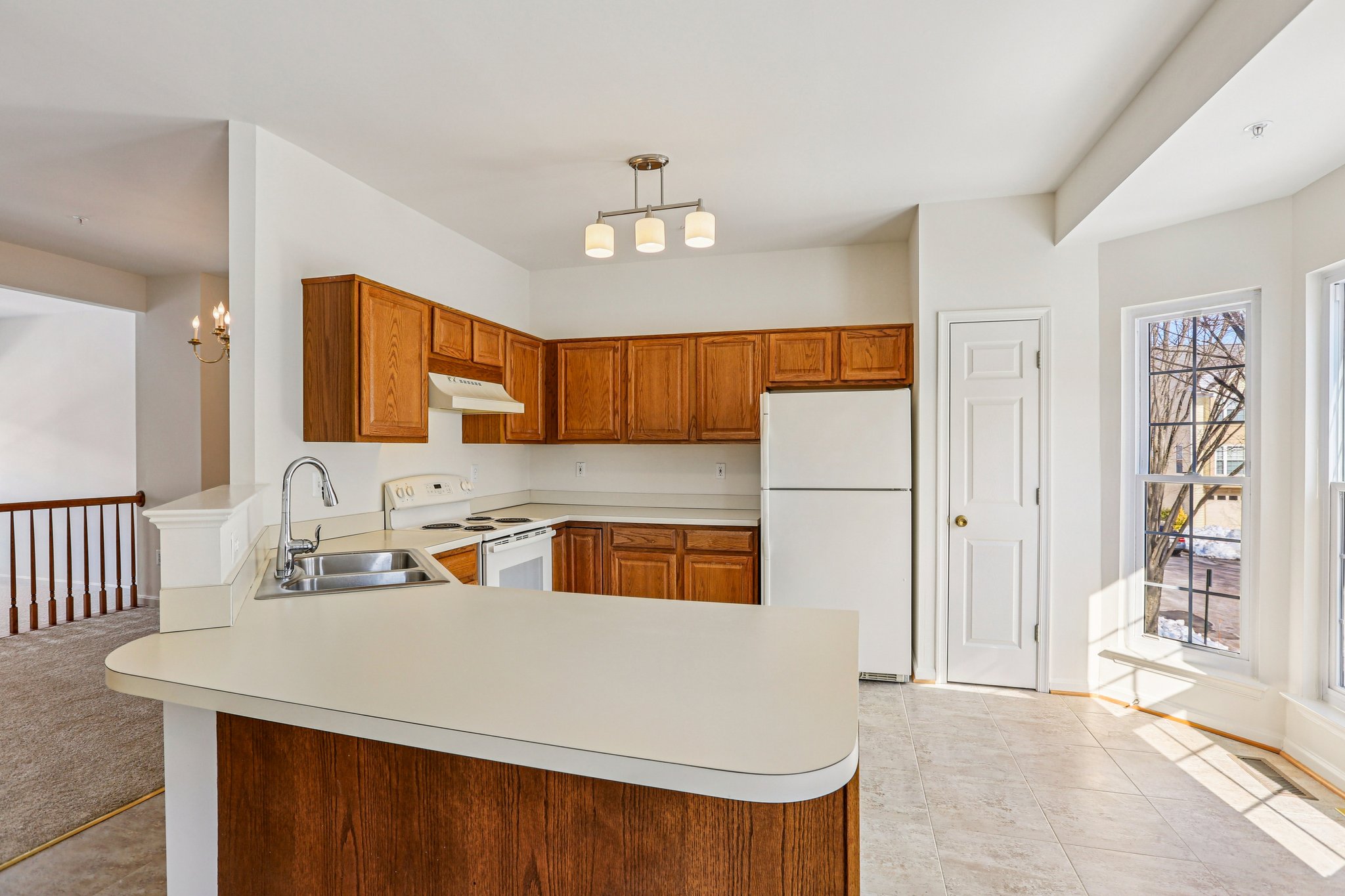 Mallard Shore Dr-S0402-014.jpg