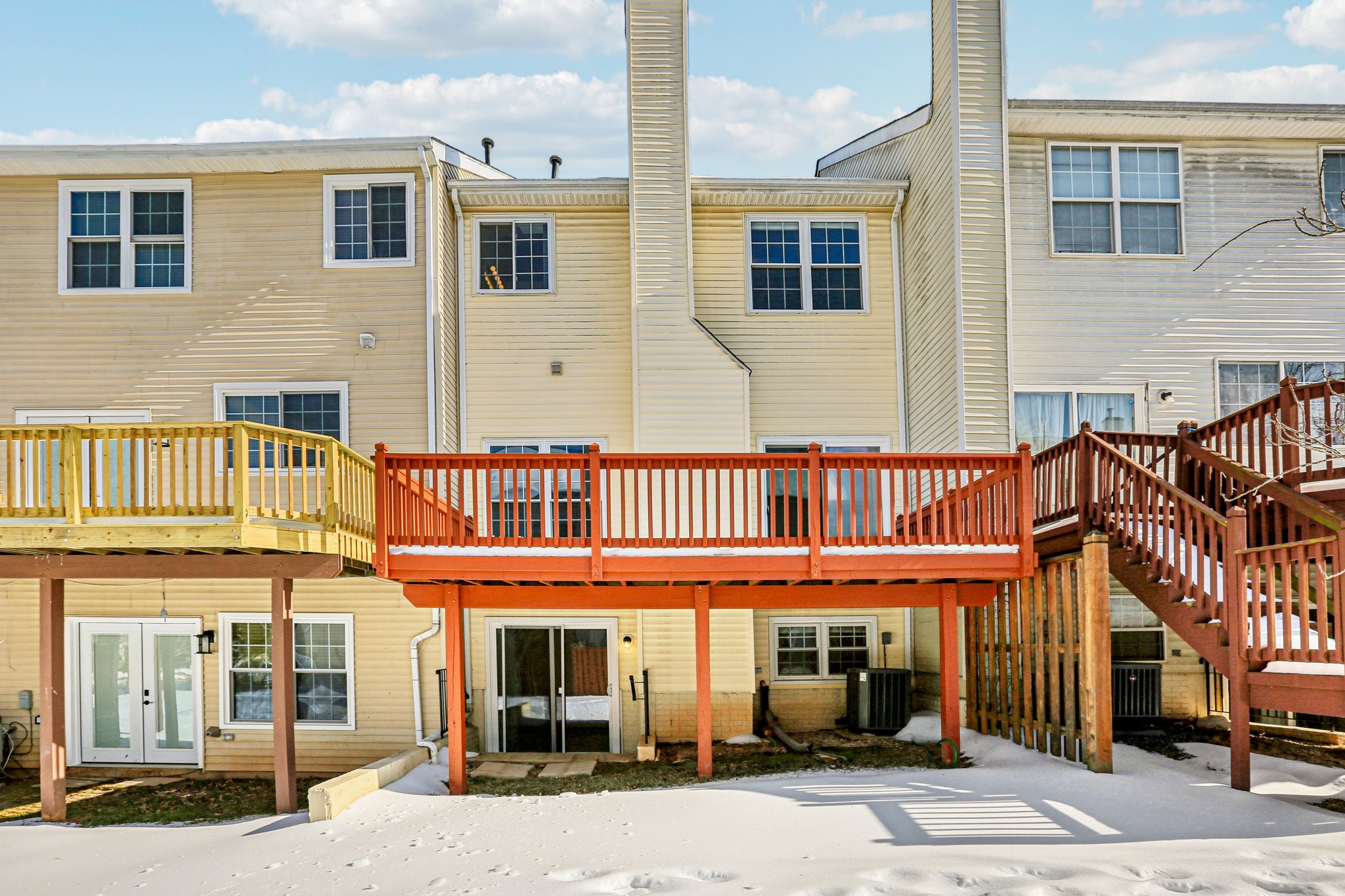 Mallard Shore Dr-S0402-036.jpg