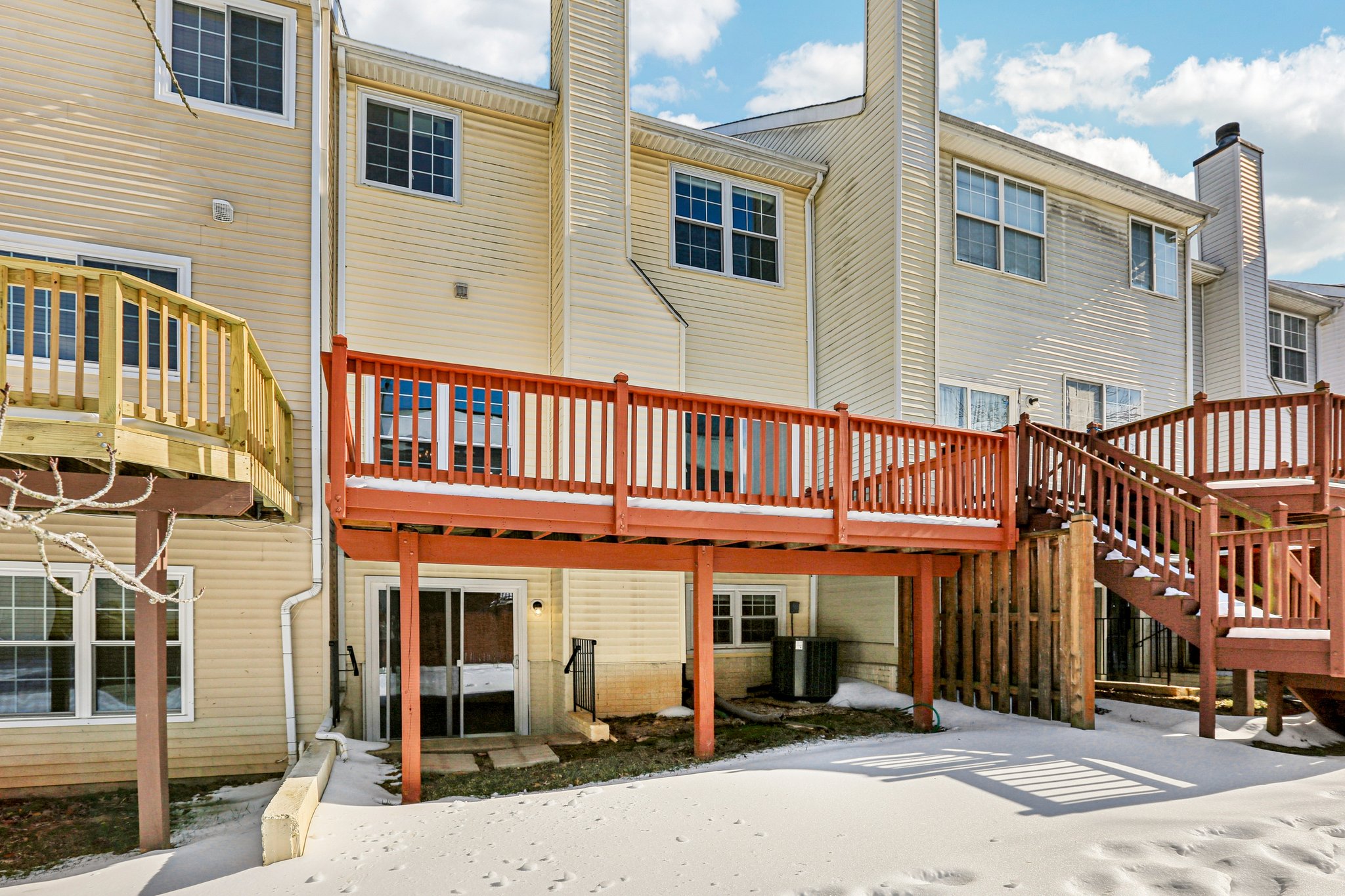 Mallard Shore Dr-S0402-037.jpg