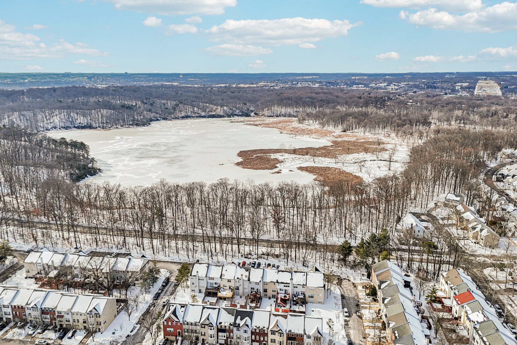 Mallard Shore Dr-S0402-052.jpg