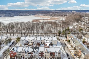 Mallard Shore Dr-S0402-050.jpg