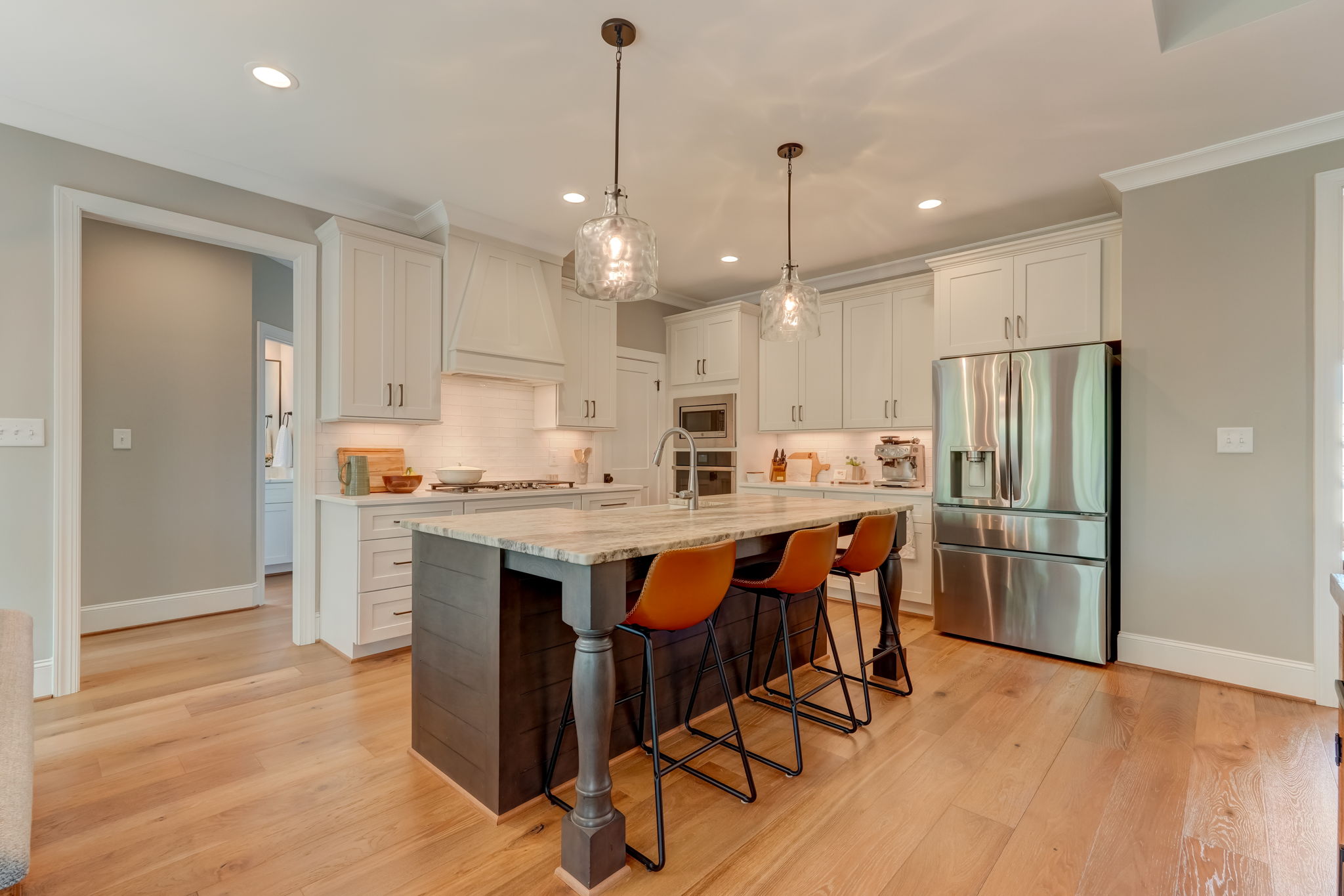 Kitchen/Breakfast Bar