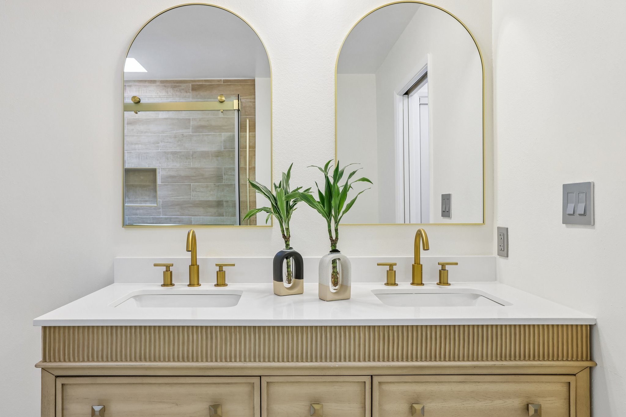 Redlands St 107-S2707-024.jpg