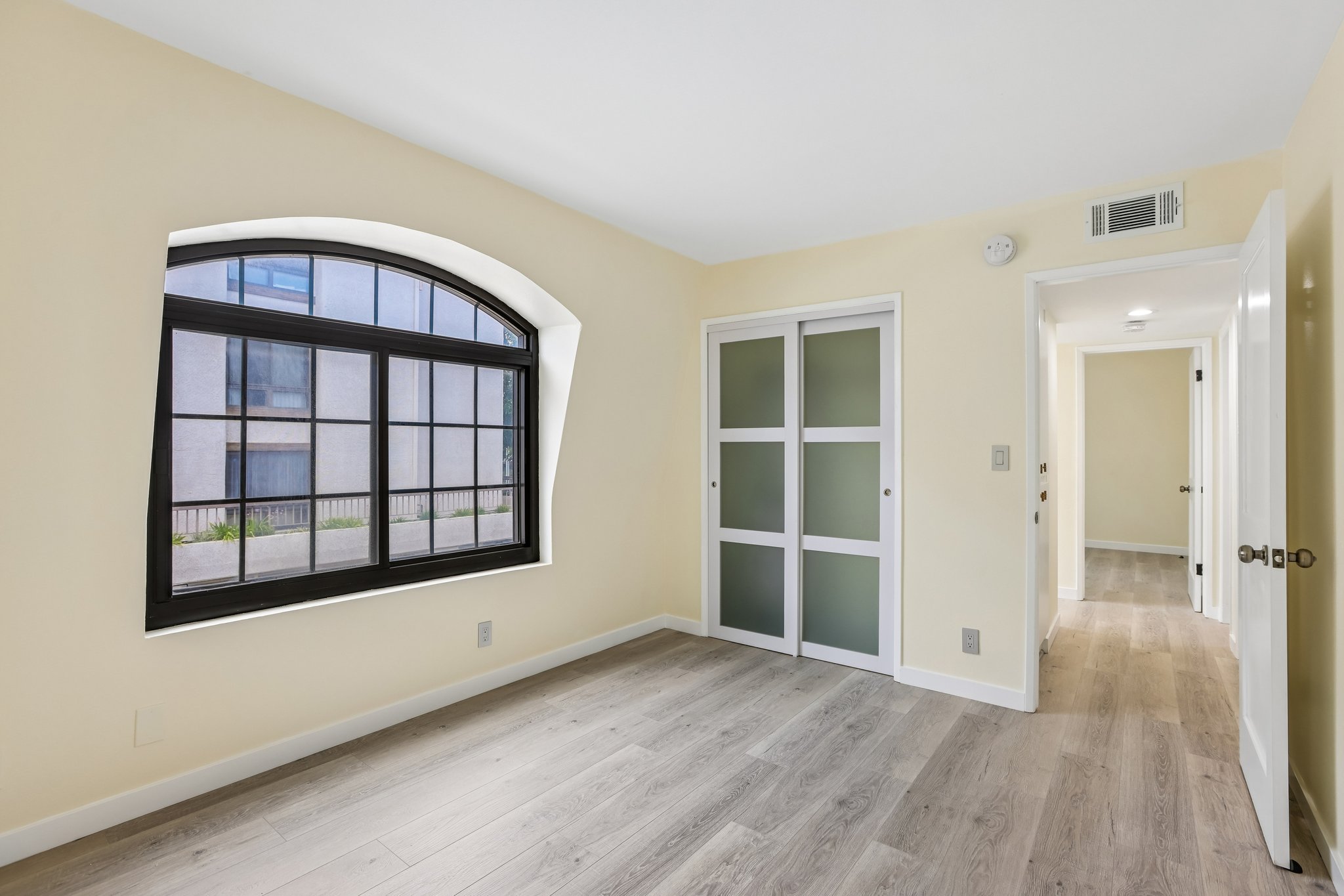 Redlands St 107-S2707-026.jpg