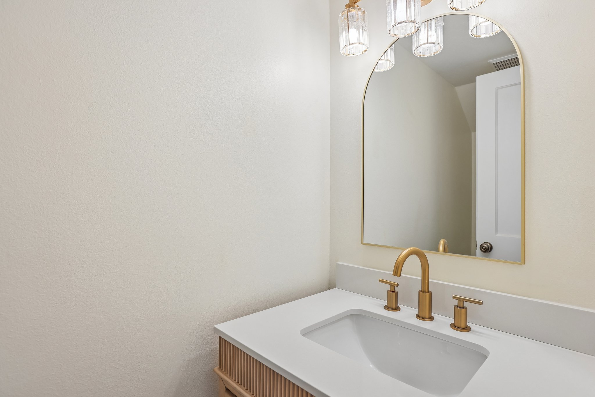 Redlands St 107-S2707-028.jpg