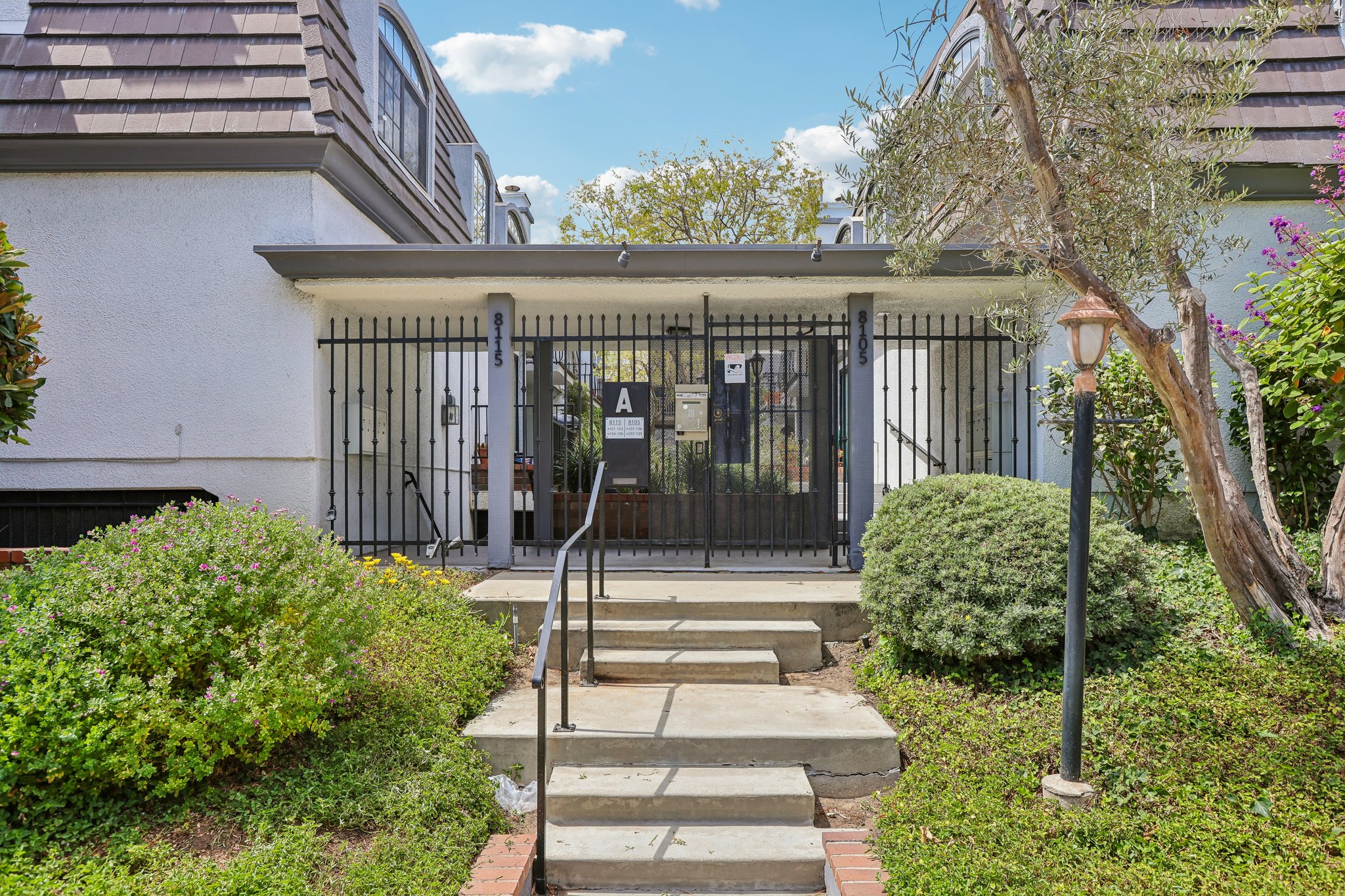Redlands St 107-S2707-034.jpg