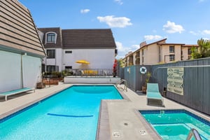 Redlands St 107-2707-905.jpg