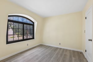 Redlands St 107-S2707-015.jpg