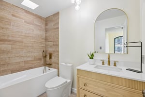 Redlands St 107-S2707-018.jpg