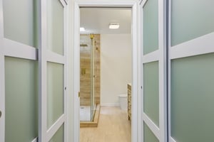 Redlands St 107-S2707-022.jpg