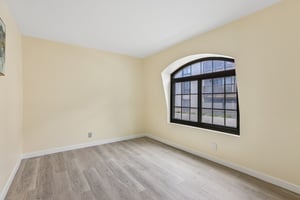 Redlands St 107-S2707-025.jpg