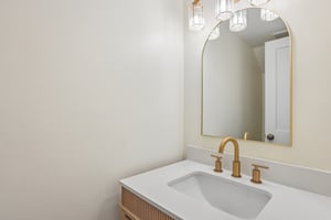 Redlands St 107-S2707-028.jpg