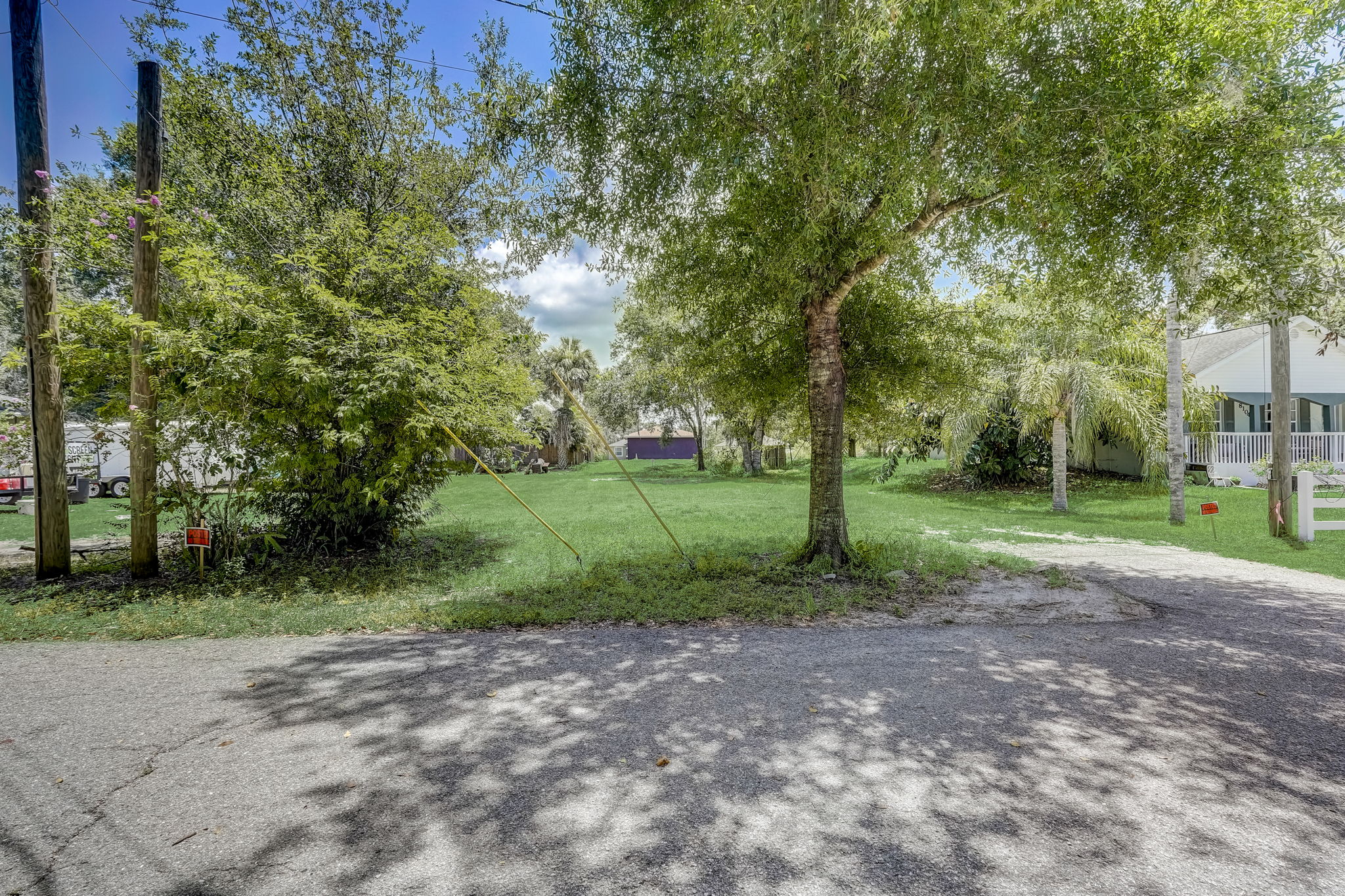 119th Ave E-009