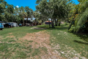 119th Ave E-012