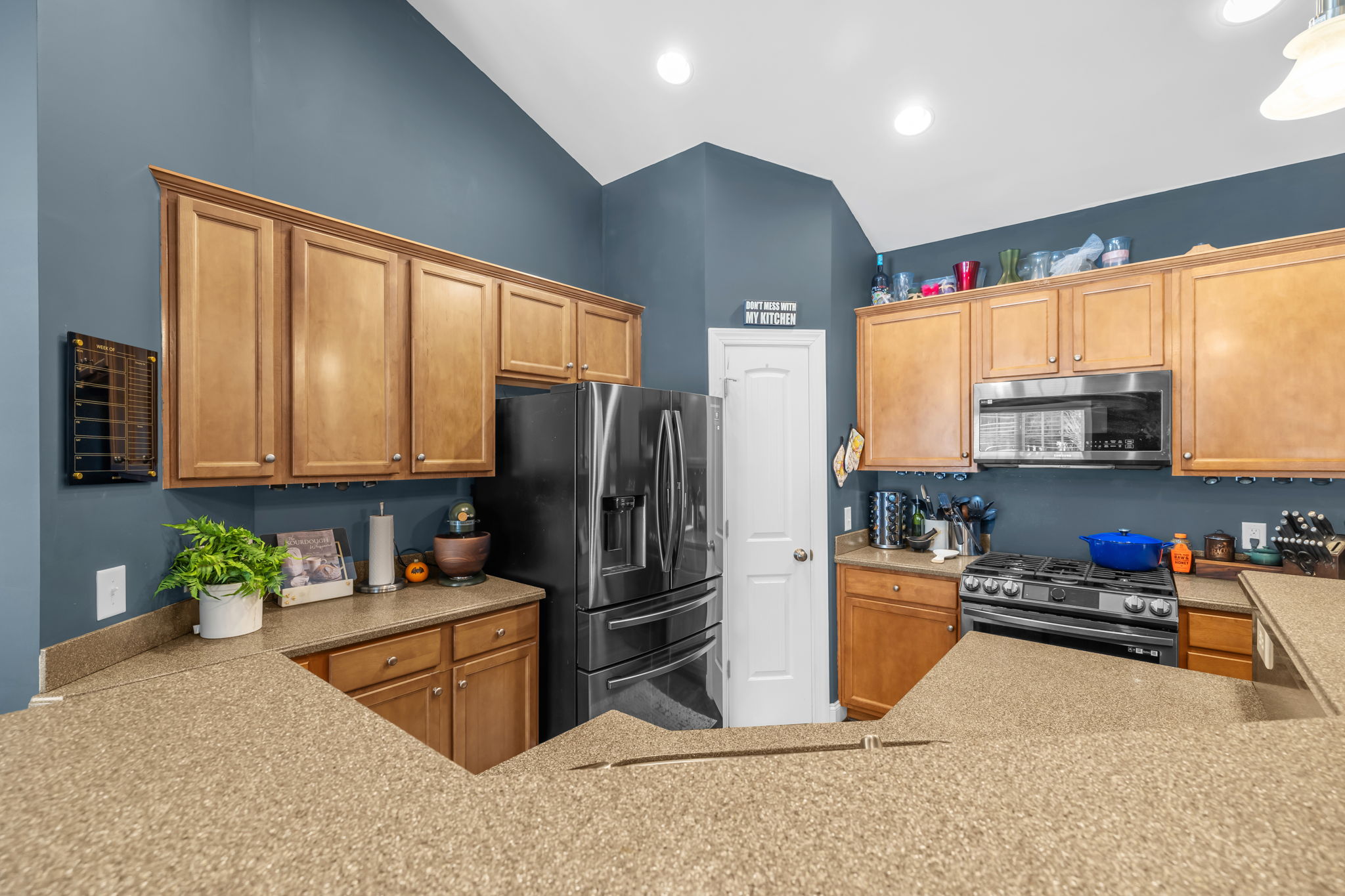 8108 Middleland Dr-11