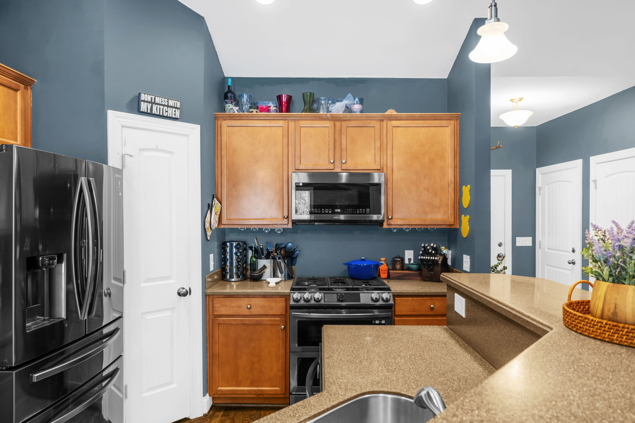 8108 Middleland Dr-12
