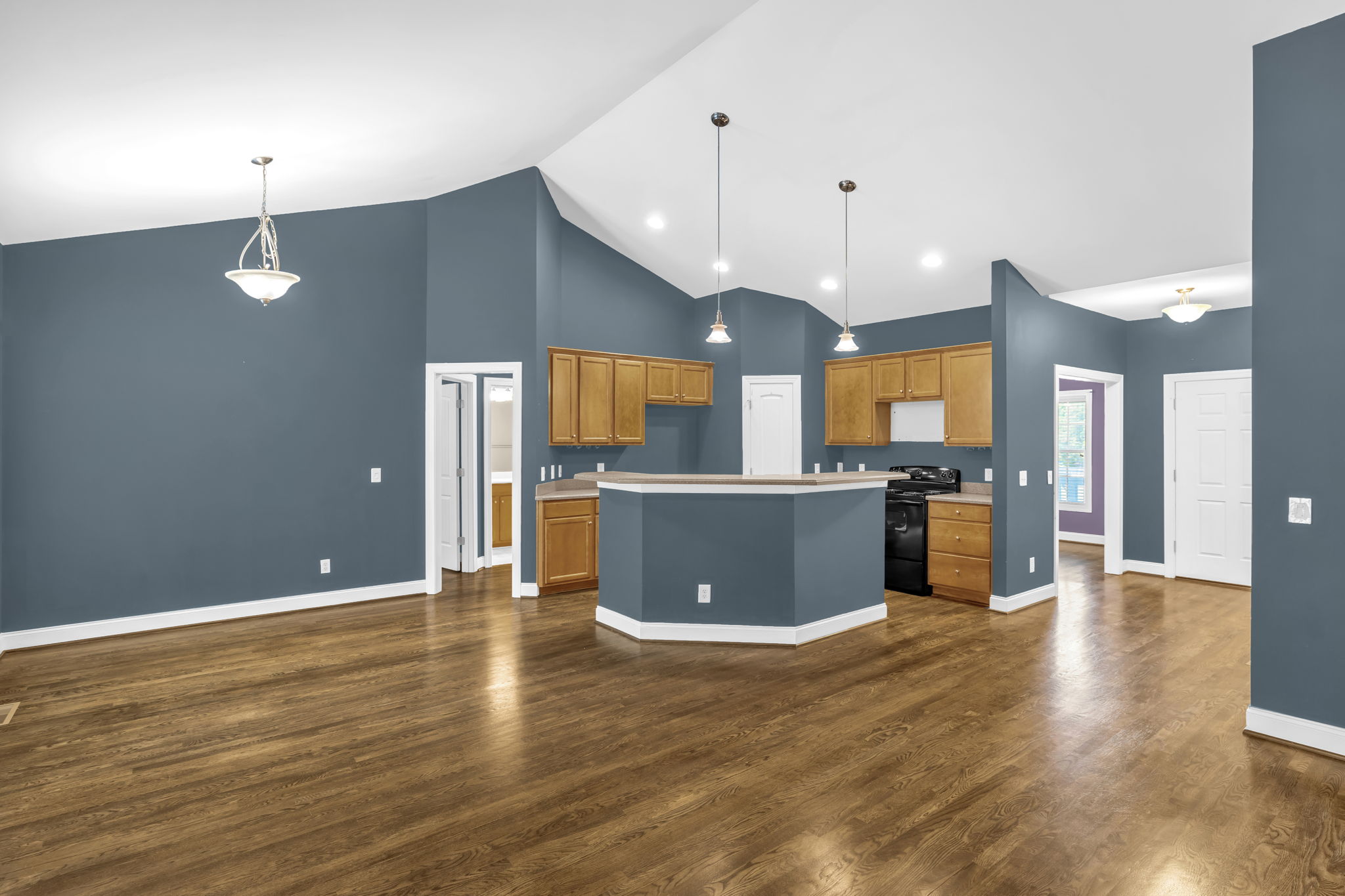 8108 Middleland Dr-11