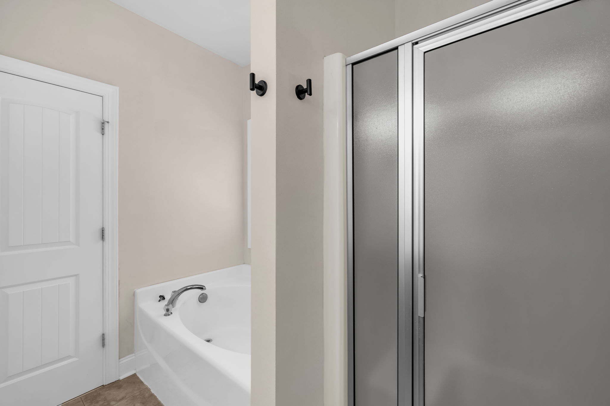 8108 Middleland Dr-21