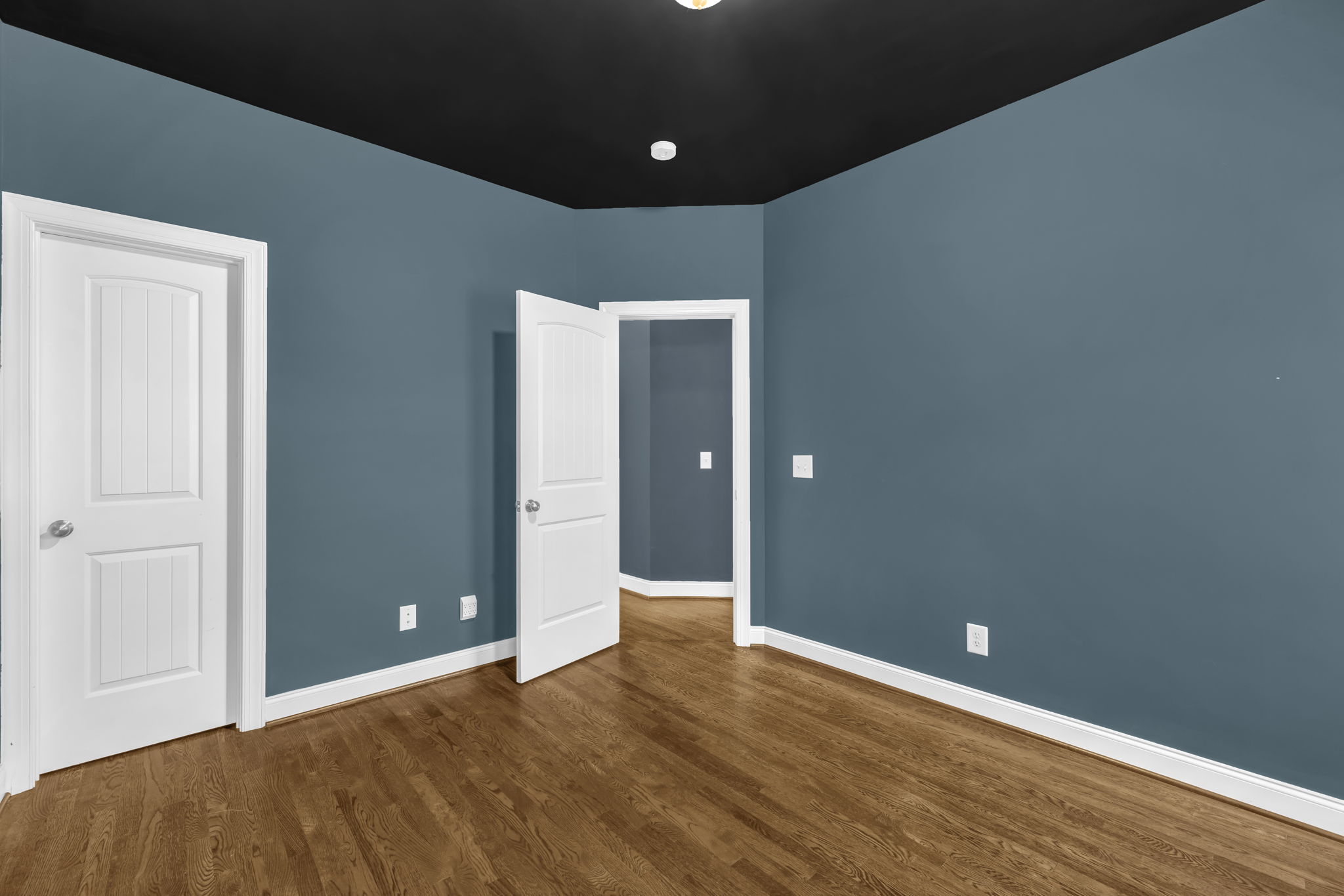 8108 Middleland Dr-23