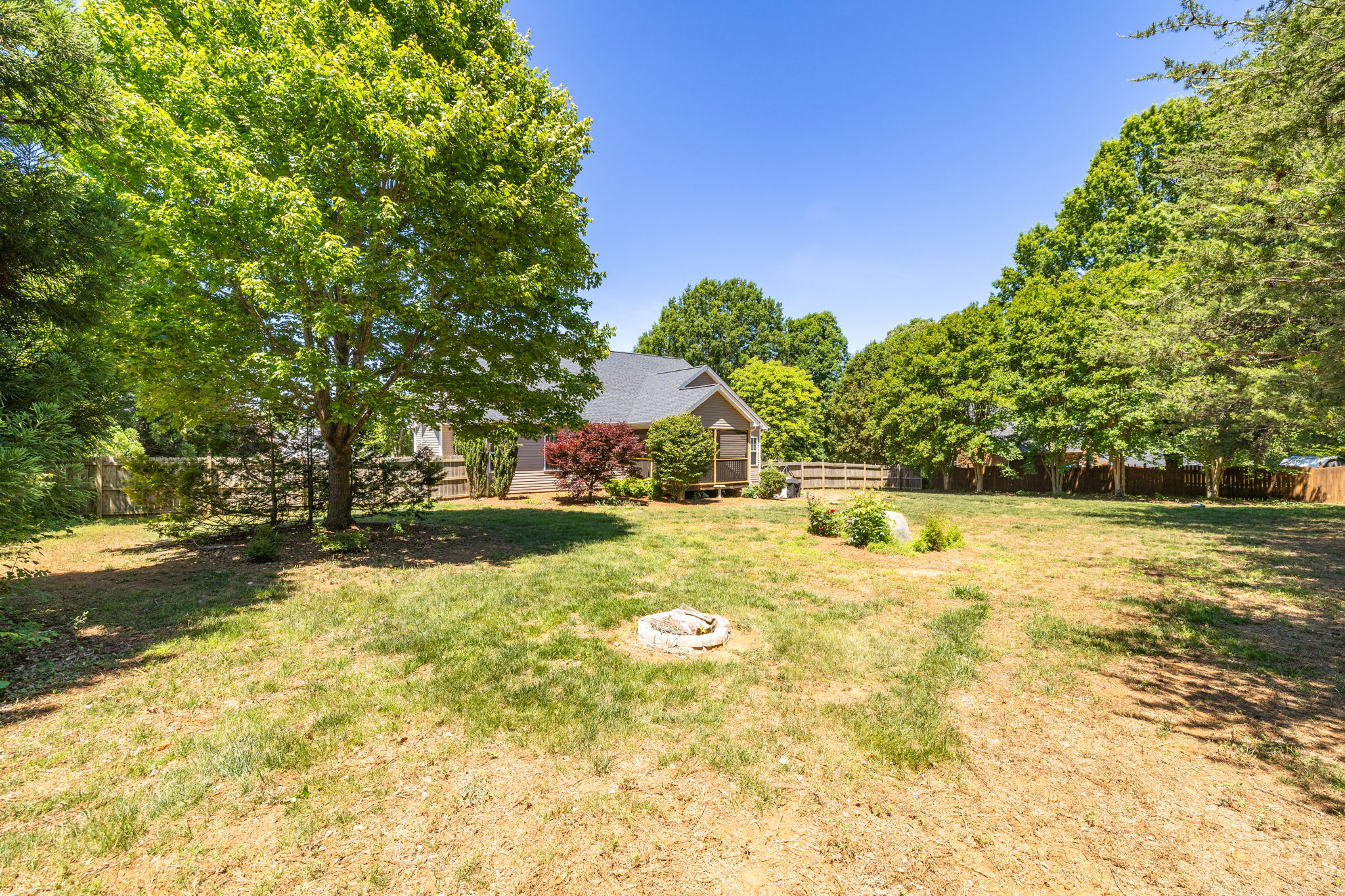 8108 Middleland Dr-32