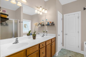 8108 Middleland Dr-19