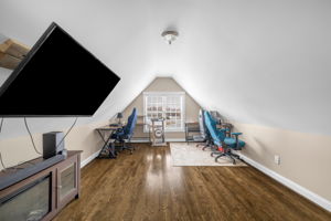 8108 Middleland Dr-24
