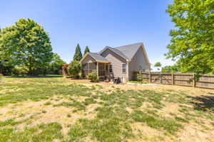 8108 Middleland Dr-30