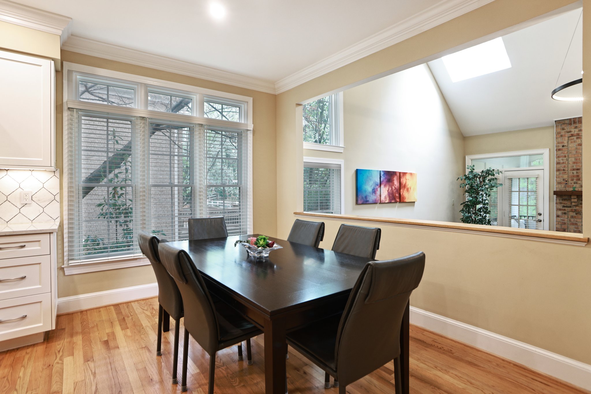 Autumn Gate Ln-04042025-018.jpg