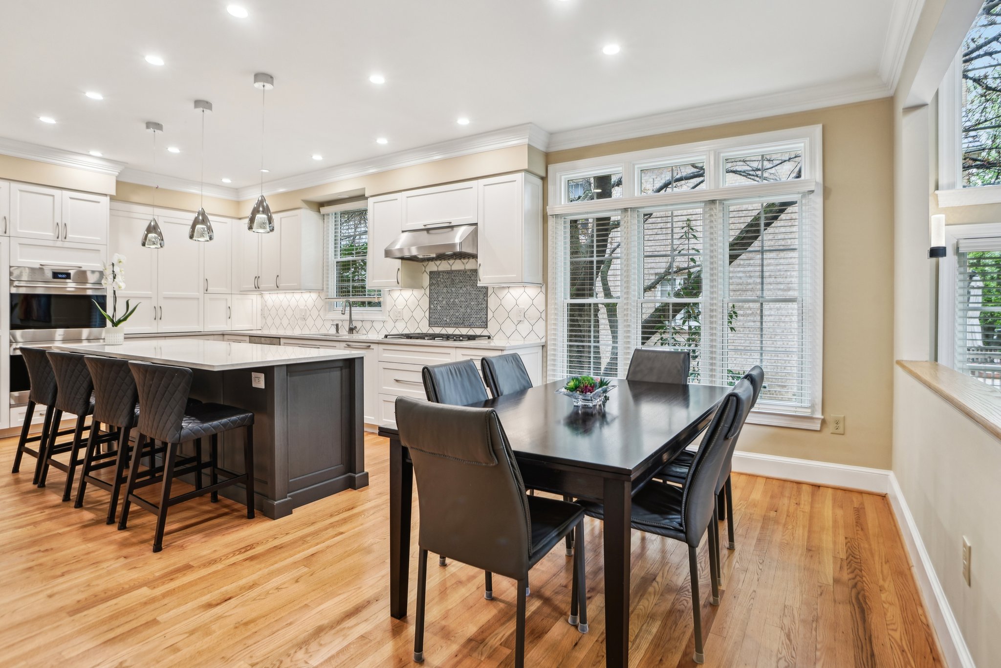 Autumn Gate Ln-04042025-019.jpg