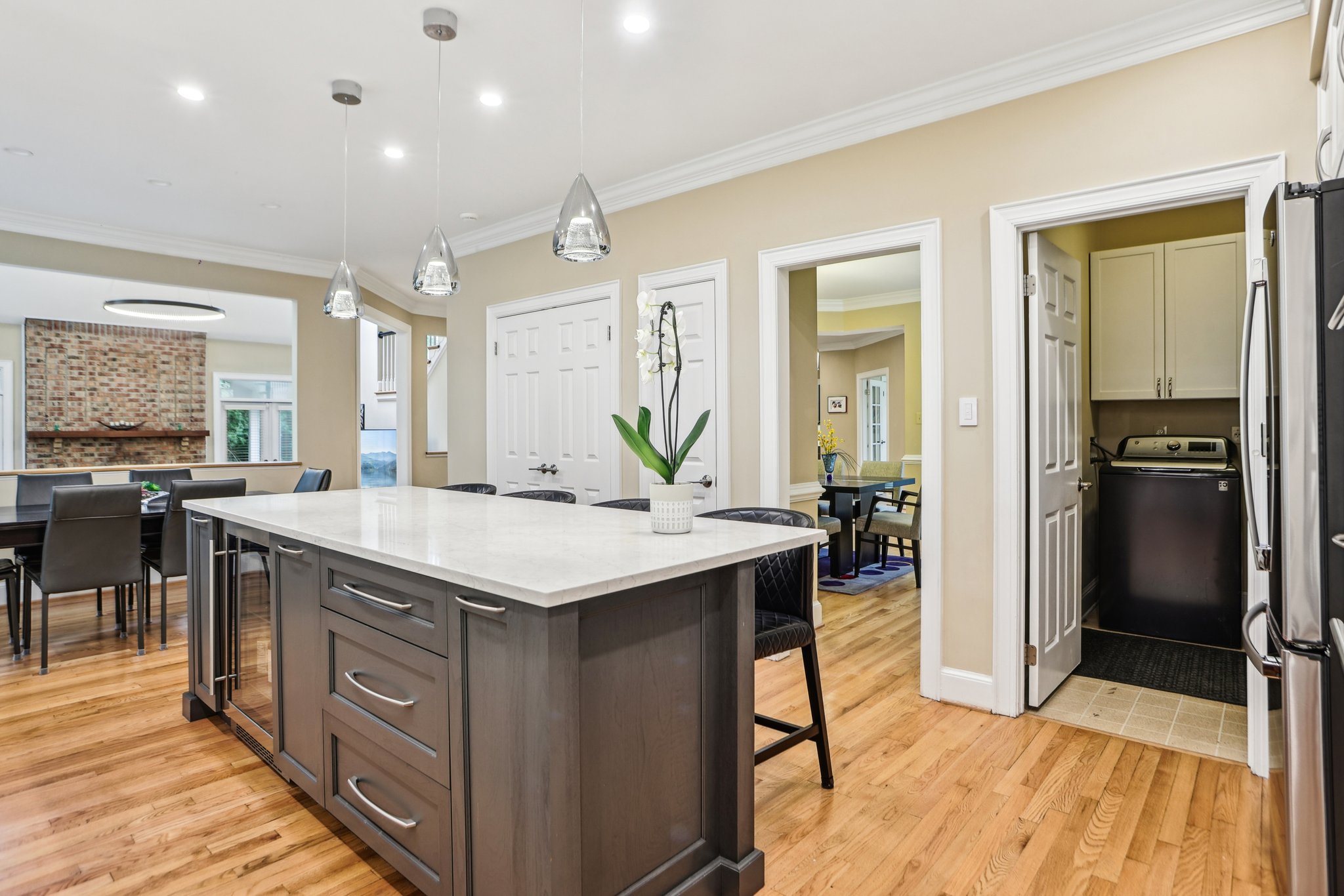 Autumn Gate Ln-04042025-023.jpg