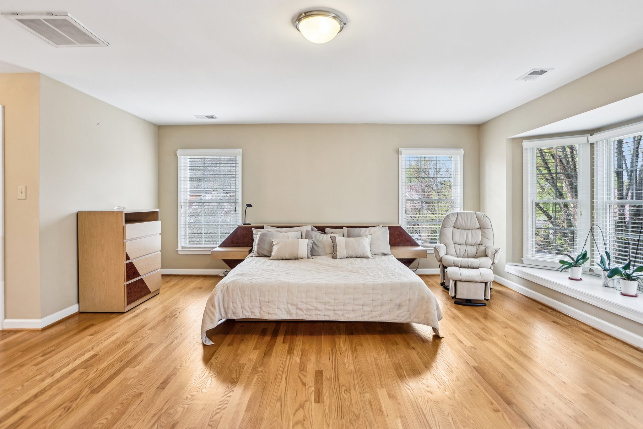 Autumn Gate Ln-04042025-043.jpg