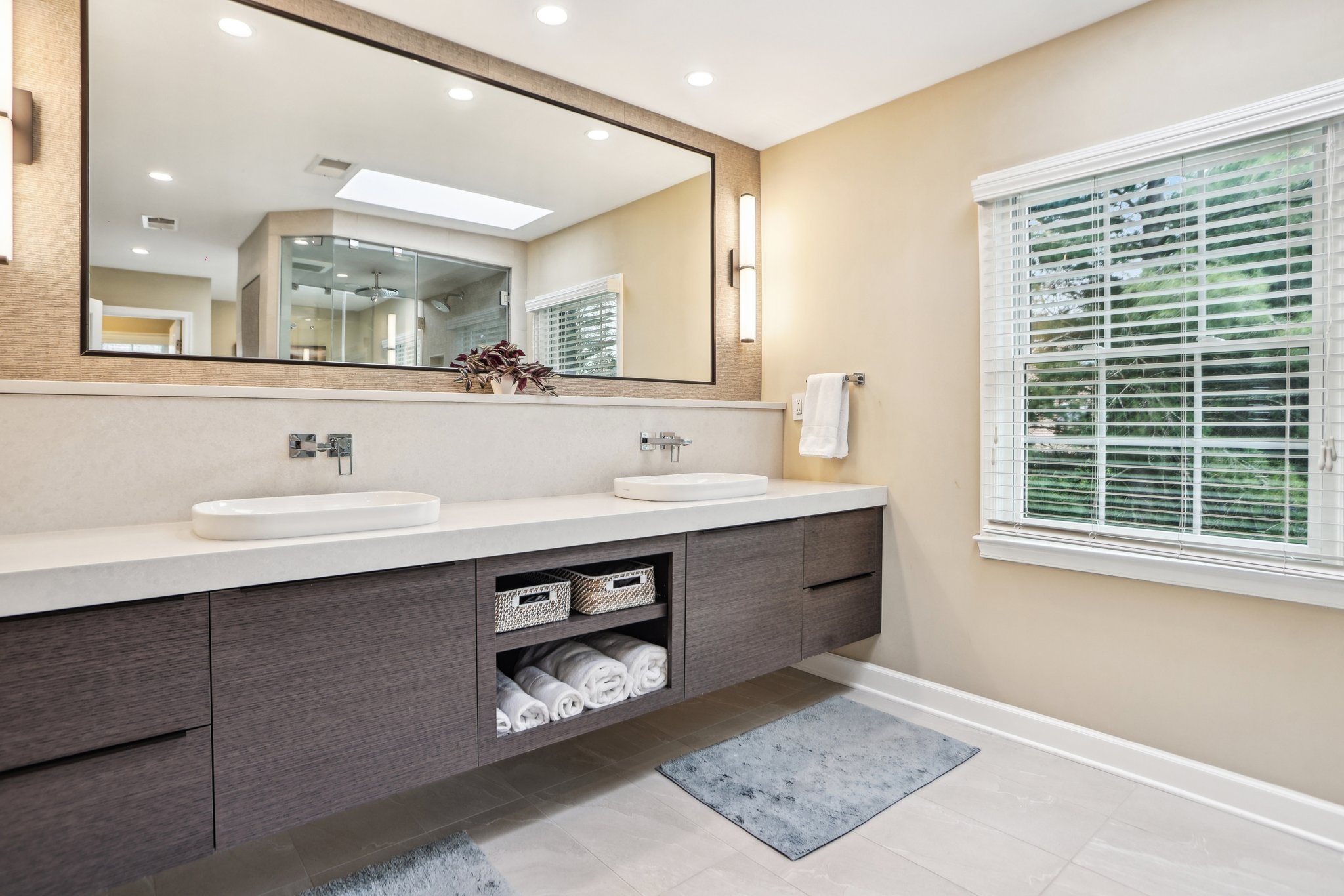 Autumn Gate Ln-04042025-048.jpg