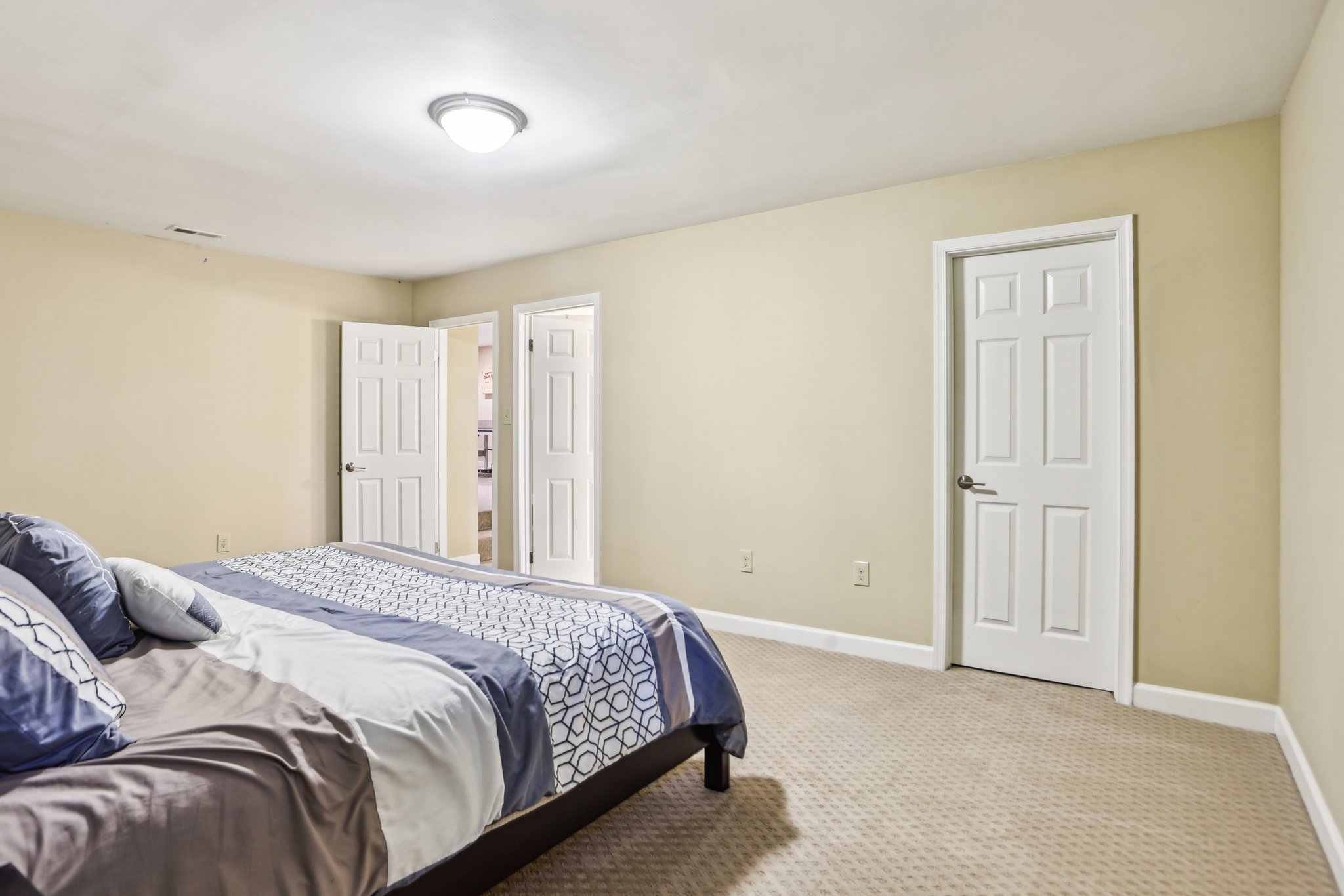 Autumn Gate Ln-04042025-057.jpg