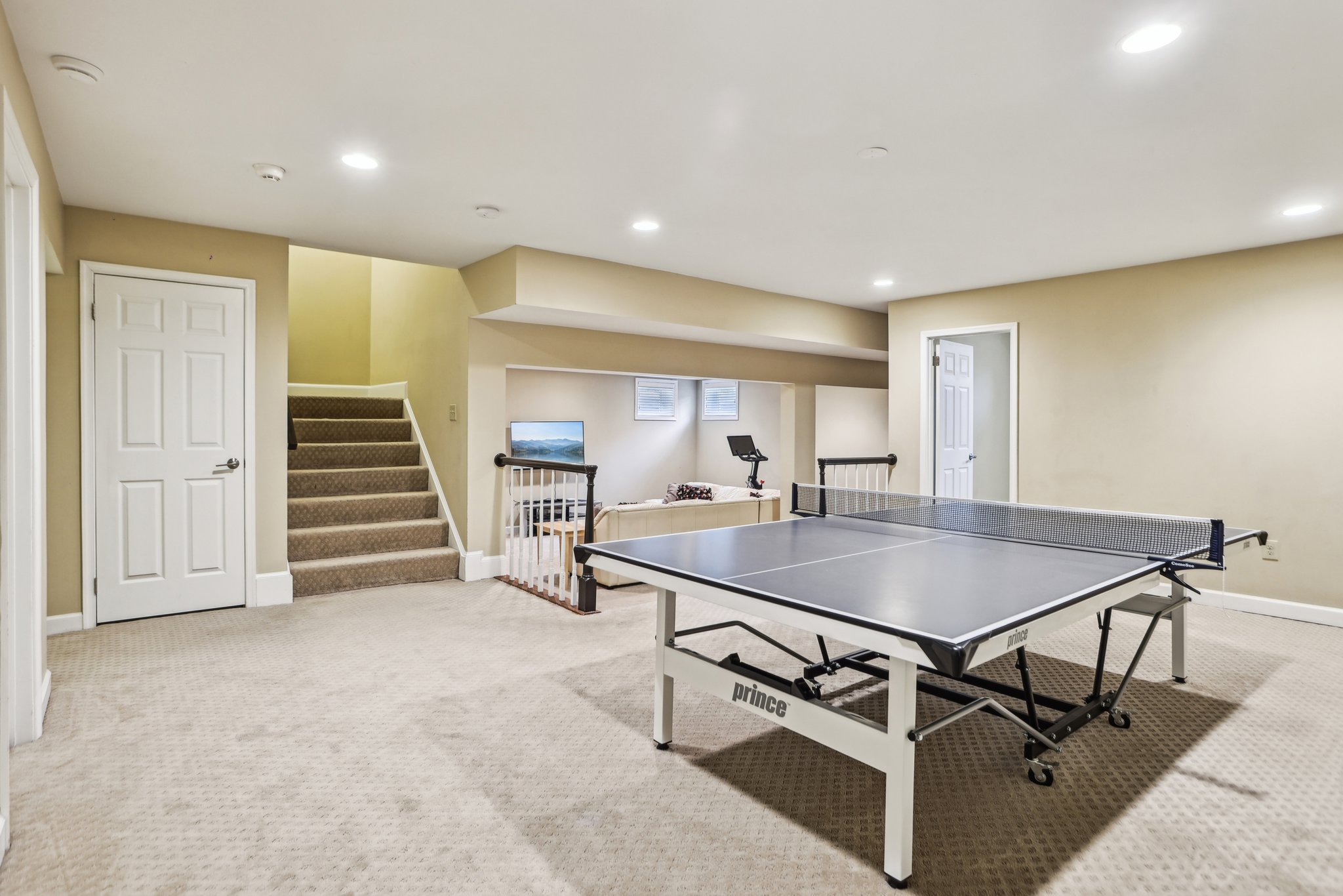 Autumn Gate Ln-04042025-061.jpg