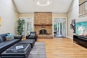 Autumn Gate Ln-04042025-013.jpg