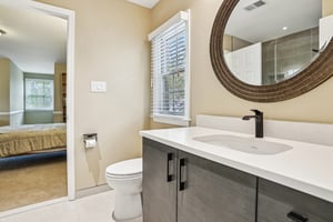 Autumn Gate Ln-04042025-034.jpg