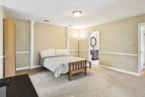 Autumn Gate Ln-04042025-038.jpg