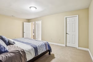 Autumn Gate Ln-04042025-057.jpg