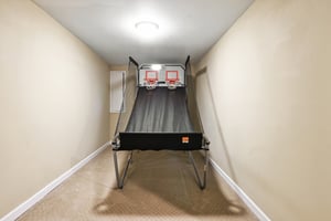 Autumn Gate Ln-04042025-064.jpg