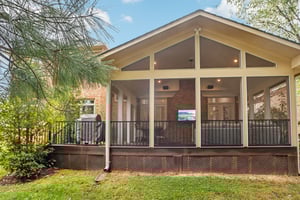 Autumn Gate Ln-04042025-073.jpg